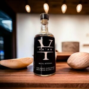 Diseñamos para tus eventos  mezcal YAAB